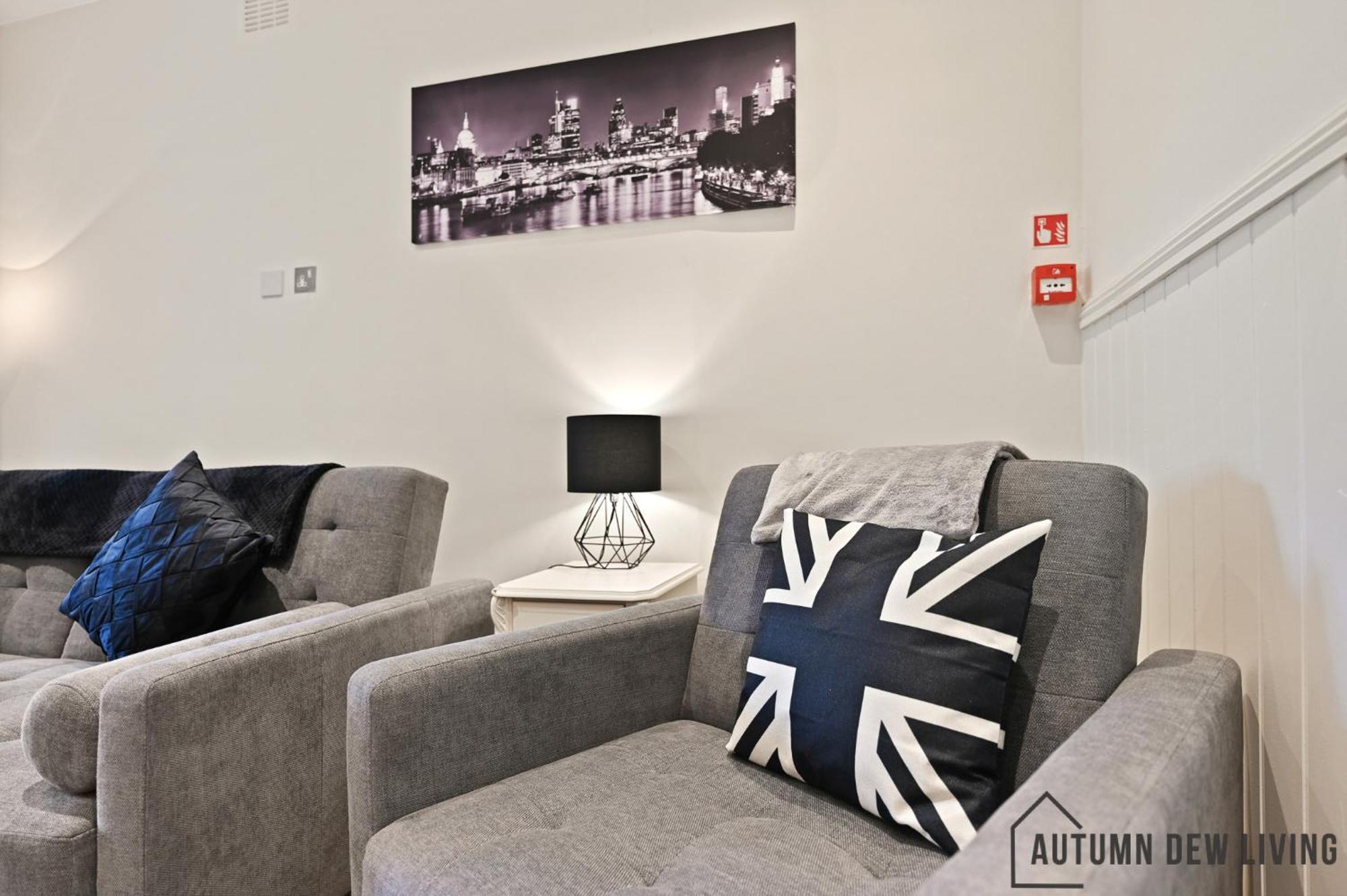 Apartamento Beautiful 2 King Size Beds 2 Bath- Sleeps 5 In Earls Court Londres Exterior foto